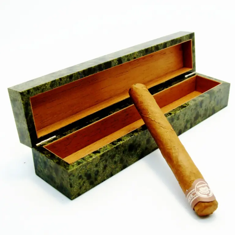 Футляр - Хьюмидор (Humidor) для сигар. Чистый Вердантит.