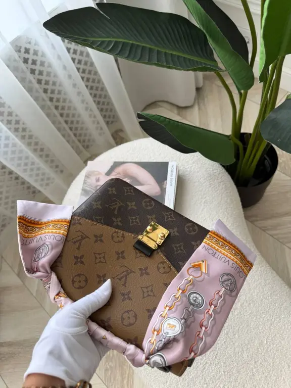 Сумка Louis vuitton
