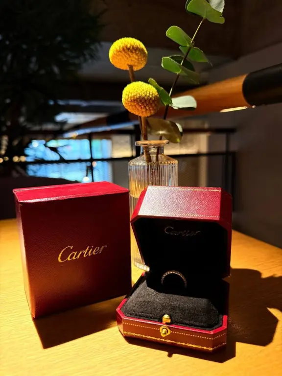 Кольцо Cartier женское