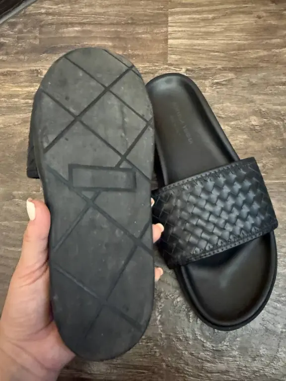 Мужские тапочки Bottega veneta