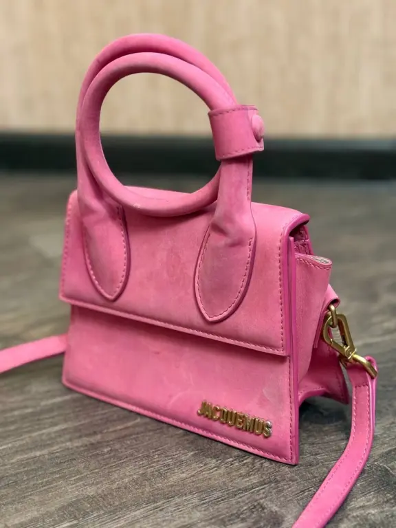 Женская сумка jacouemus
