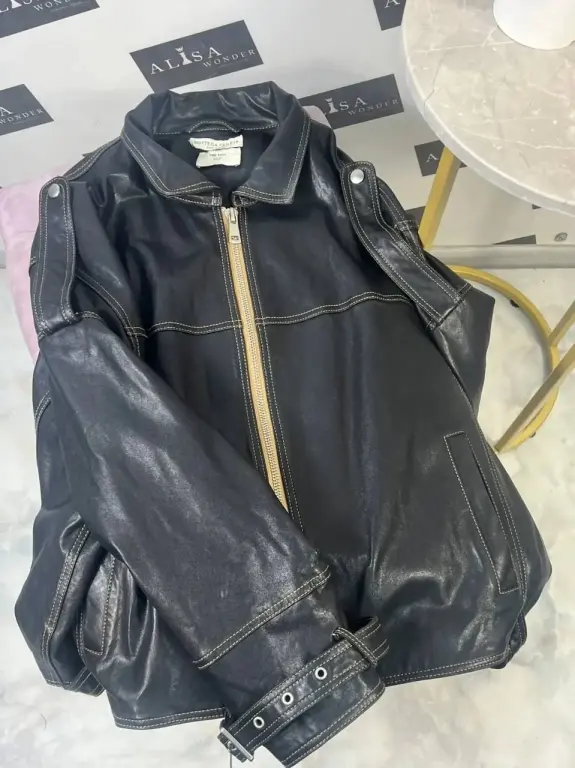 Женская куртка Bottega