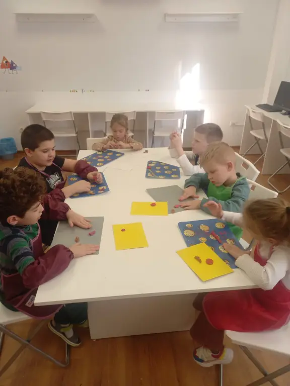 Частный детский сад ОБРАЗОВАНИЕ ПЛЮС КМВ