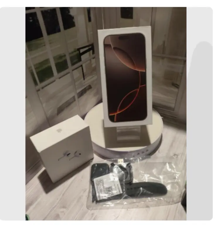 Смартфон 16 Pro Max Black Titanium на Android набор часы + наушники