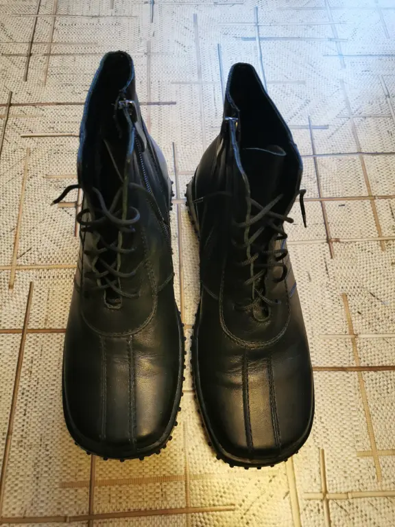 Ботинки демисезонные 36 р