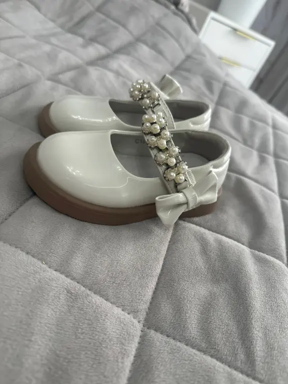 Туфельки для девочки