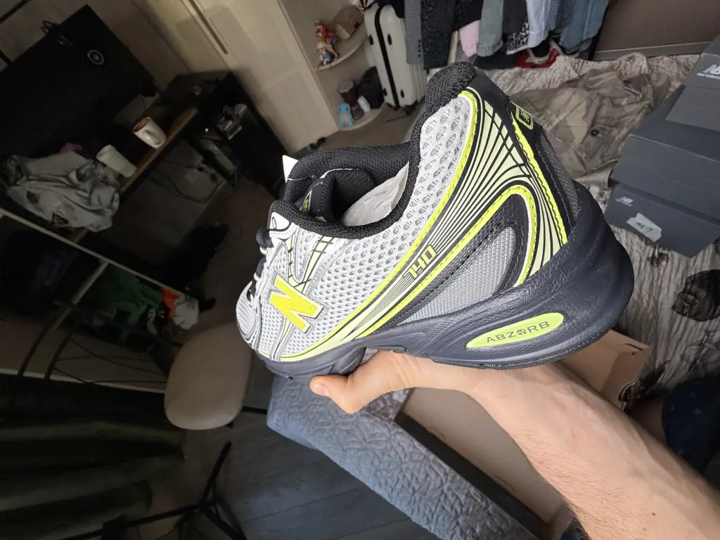 Кроссовки New Balance 740 (Оригинал из Японии)