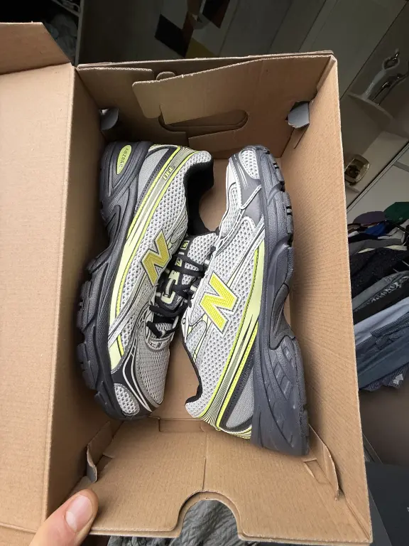 Кроссовки New Balance 740 (Оригинал из Японии)