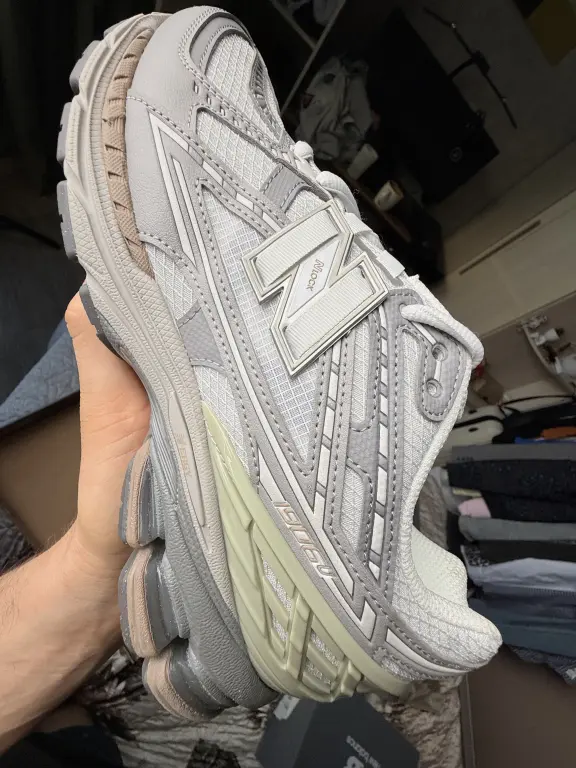 Кроссовки New Balance 1906 (Оригинал из Японии)