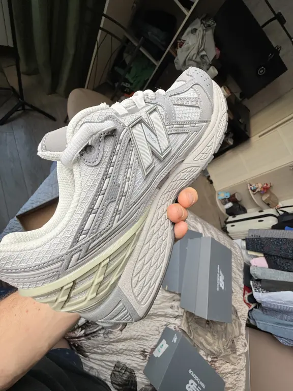Кроссовки New Balance 1906 (Оригинал из Японии)