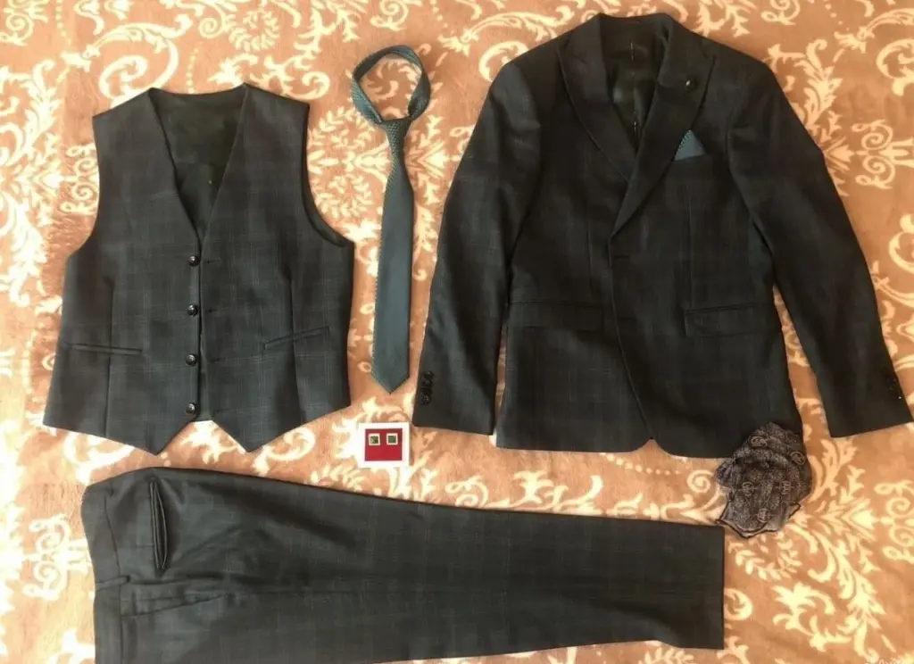 Классический Костюм