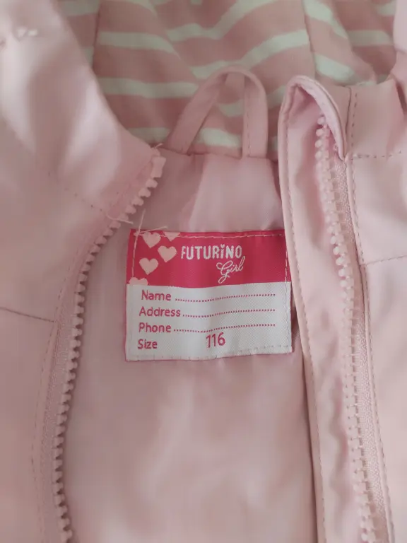 Отдам даром детские вещи