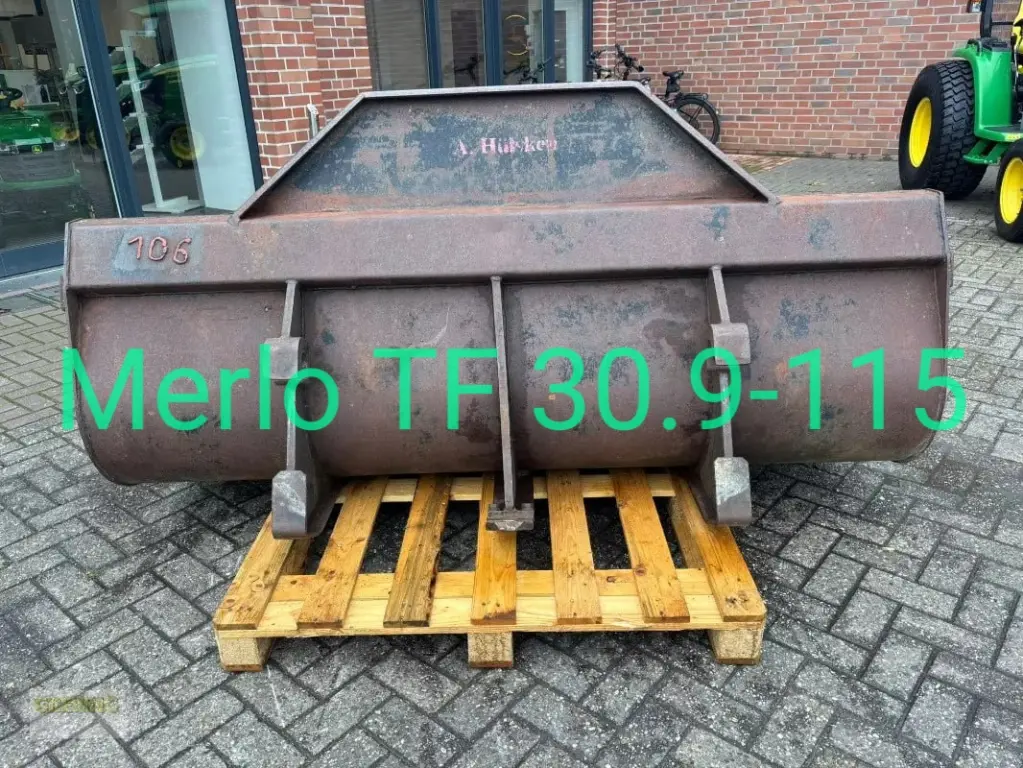 Продам телескопический погрузчик Merlo TF 30.9-115,
