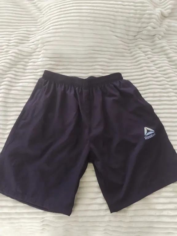 Отдам даром мужскую одежду 48 размер