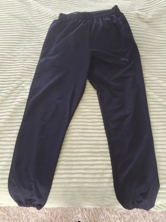 Отдам даром мужскую одежду 48 размер