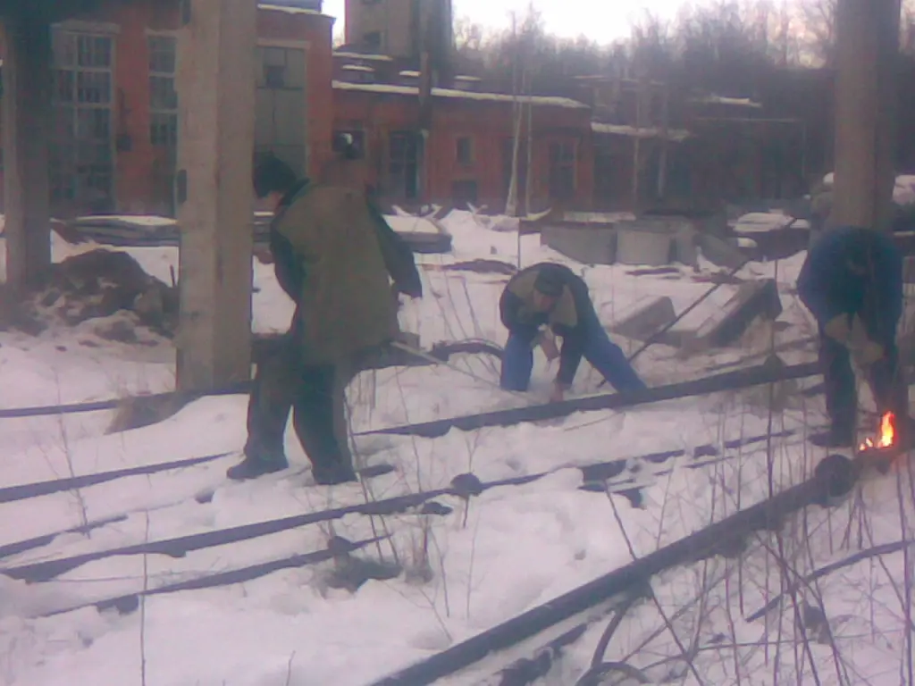 Демонтаж б/у трубопроводов и металлоконструкций.