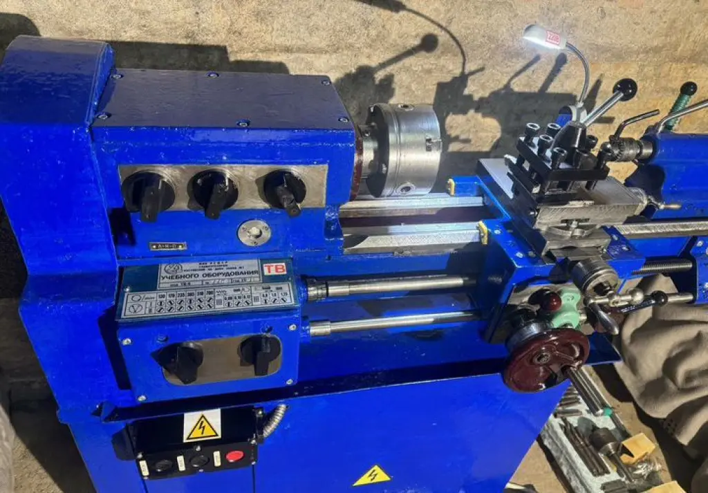 Токарный станок тв-6