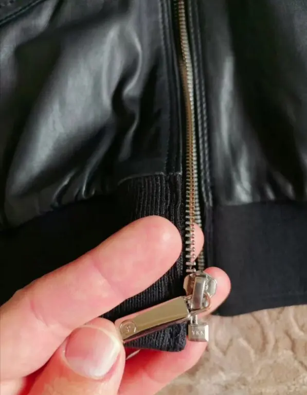 Кожанка Cerruti 1881