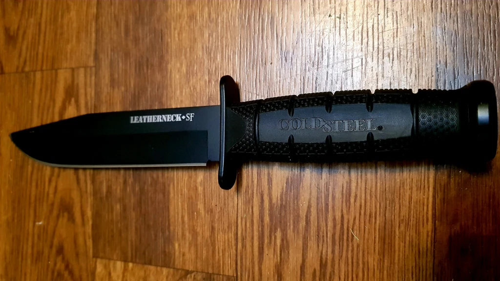 Нож Cold Steel Letherneck Clippoint D2