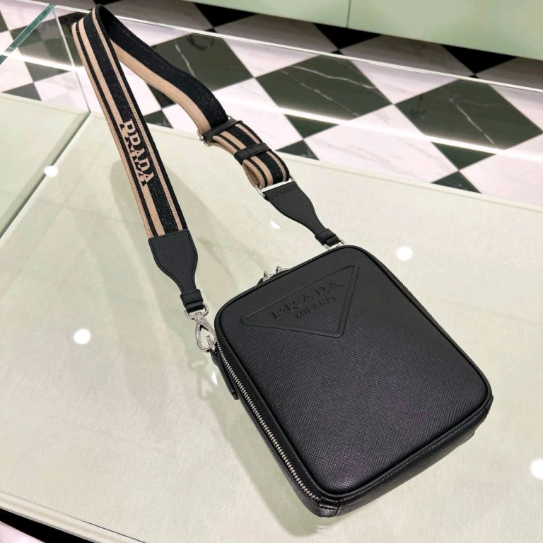 Сумка Prada мужская