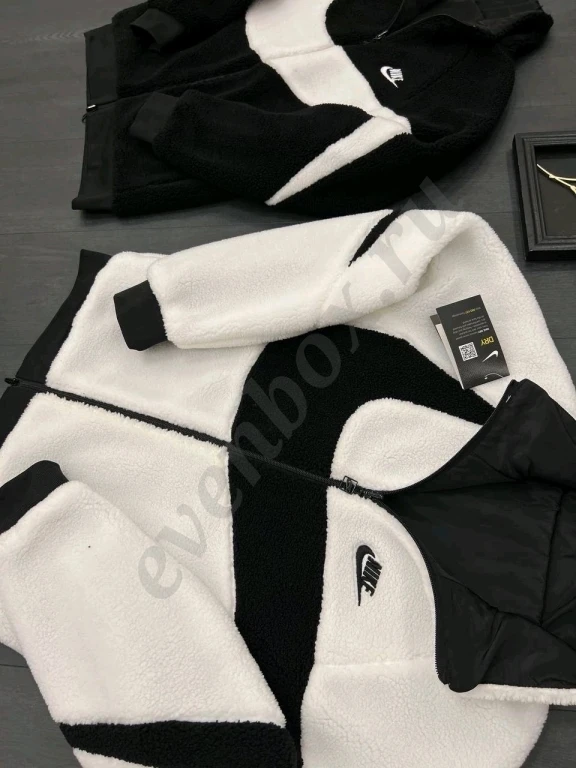 Куртка двухсторонняя Nike
