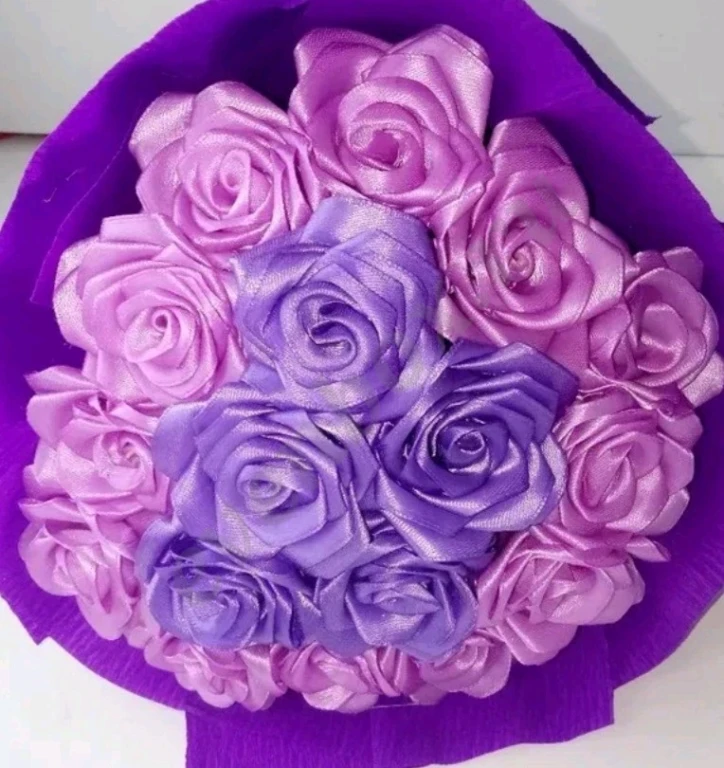 Букеты с бабочками и из атласной ленты