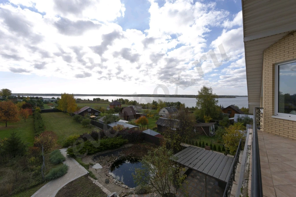 Дом, 692 м², Сельхоз (СНТ или ДНП), 35 сот