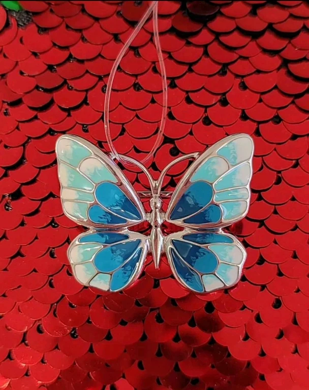 Новая (бирка, пломба) брошь Бабочка с эмалью