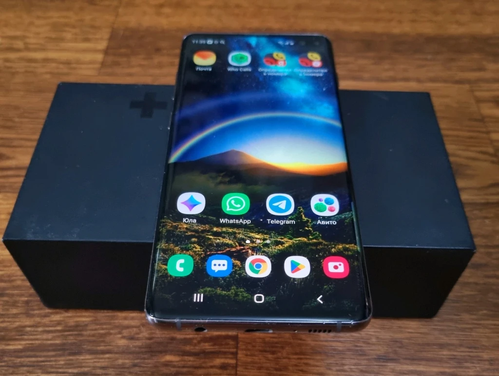 Samsung Galaxy S10+ (Plus) Snapdragon