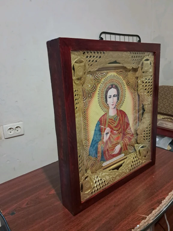 Икона Святой Пантелеймон