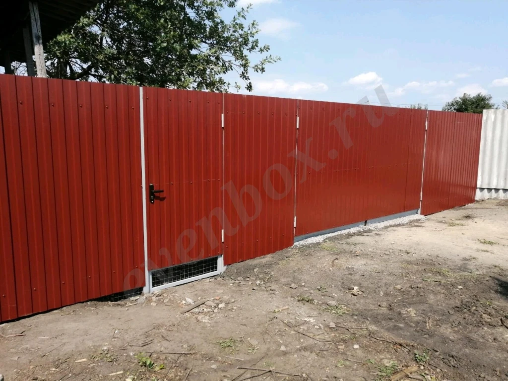 монтаж заборов металлопрофиль