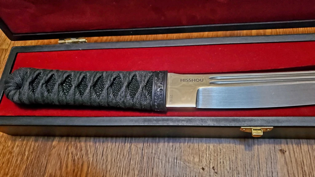 Нож crkt Hisshou