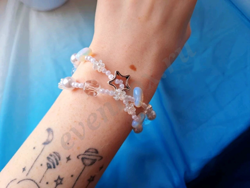 Набор: ожерелье и браслет из лунного камня