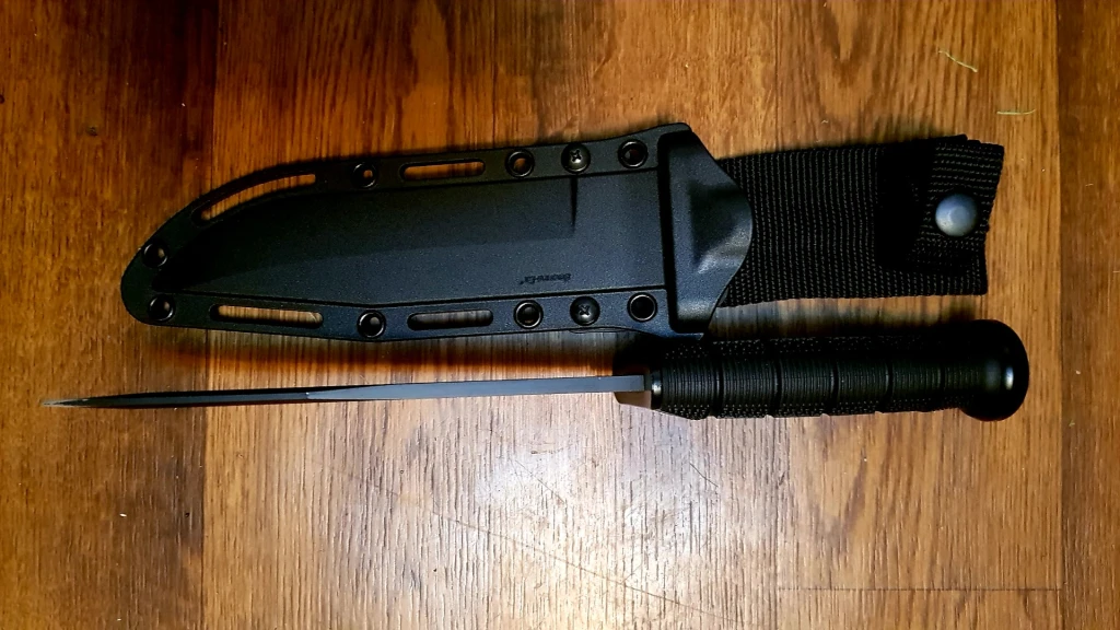 Нож Cold Steel Letherneck Clippoint D2