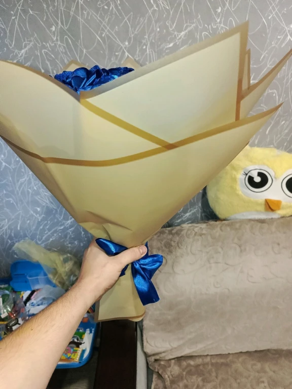 Букеты роз из атласных лент