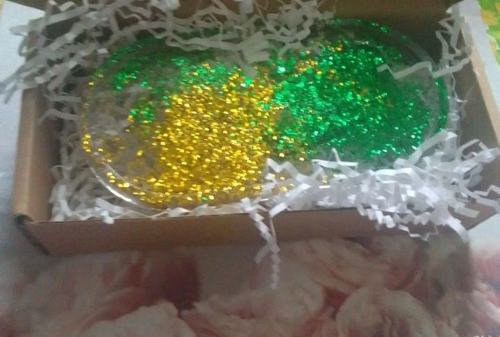 Подставка поднос из эпоксидной смолы