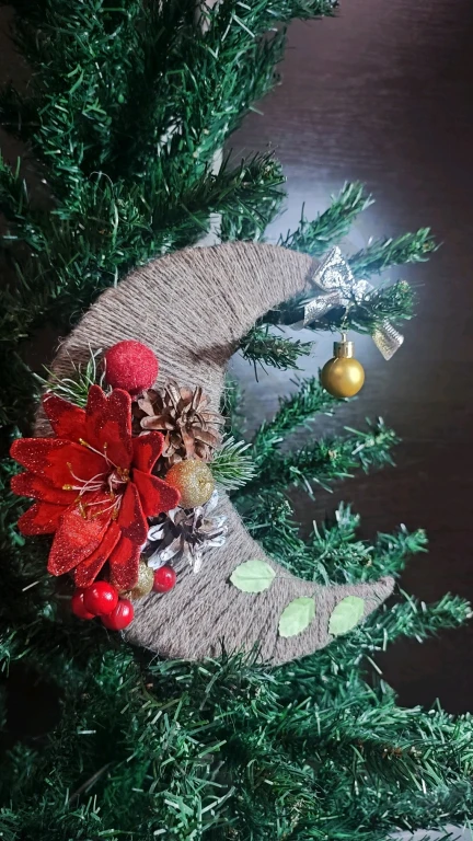 Новогоднее украшение «Месяц»