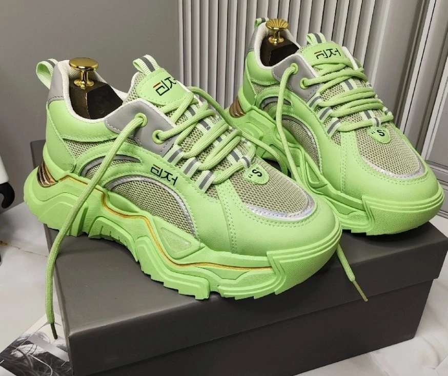 Кросовки на лето