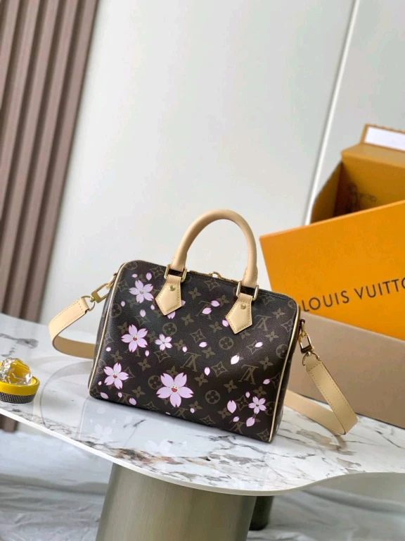 Сумка Louis vuitton