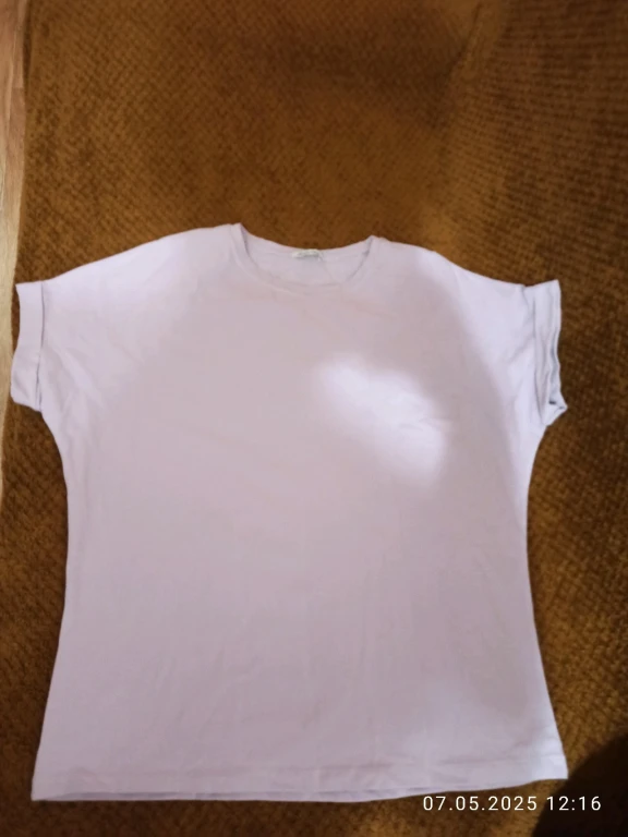 Женские футболки 2 шт