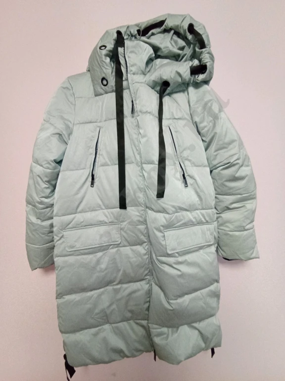 Пуховик женский зимний