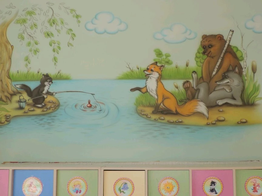 Роспись стен аэрогрофом.