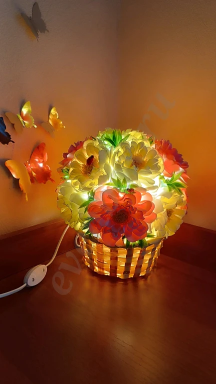 Cветильник из изолона