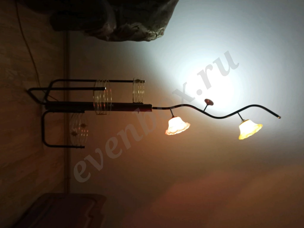 Торшер напольный с  подставками под цветы