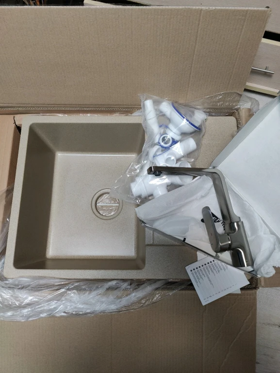 Мойка delinia вместе с смесителем delinia remix