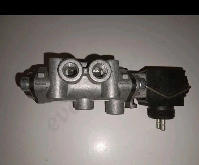 Клапан электромагнитный управления КПП для автомобиля Scania