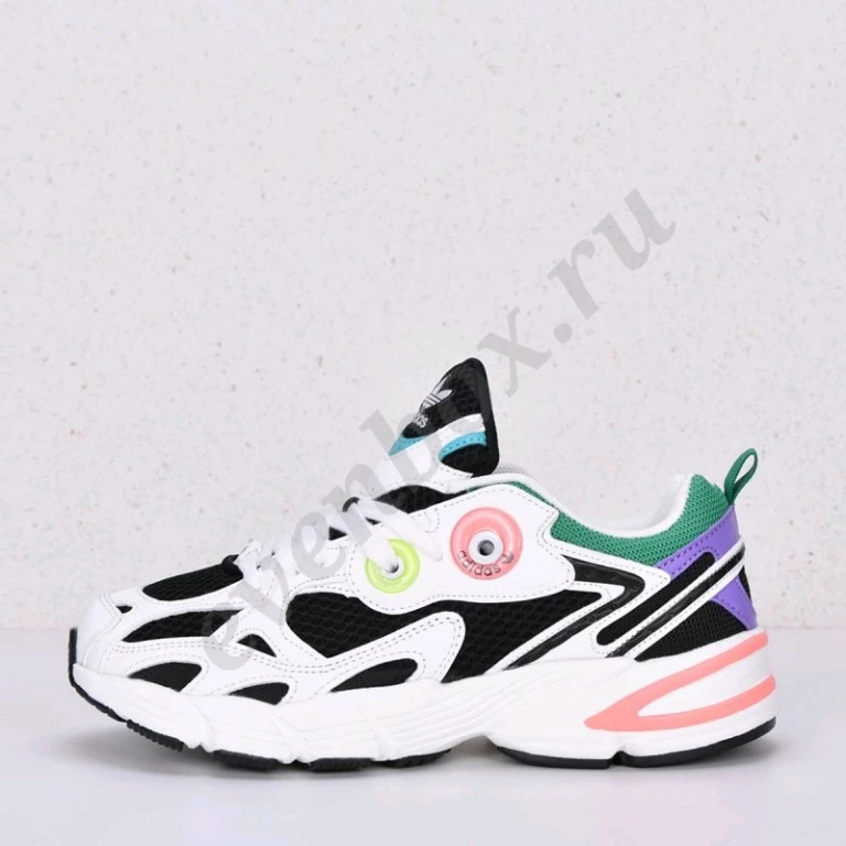 Уникальные кроссовки Adidas Astir