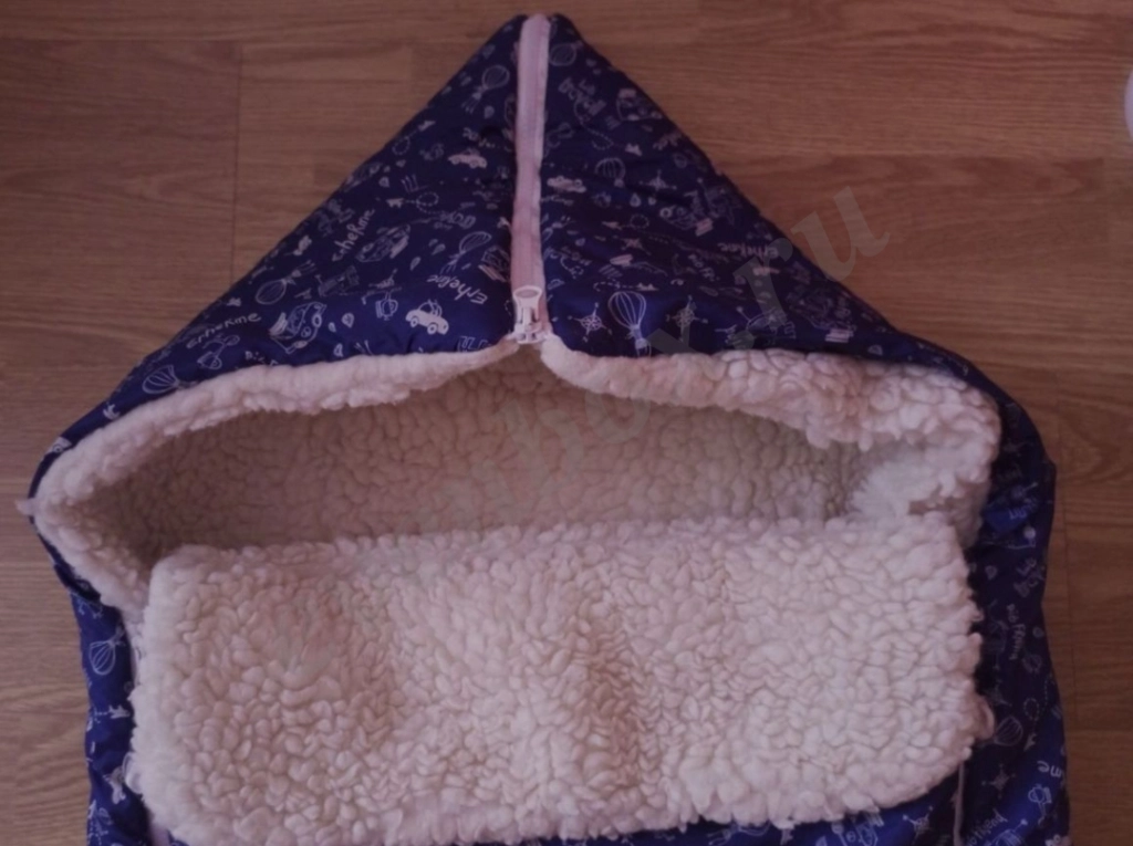 Тёплый конверт на овчине.