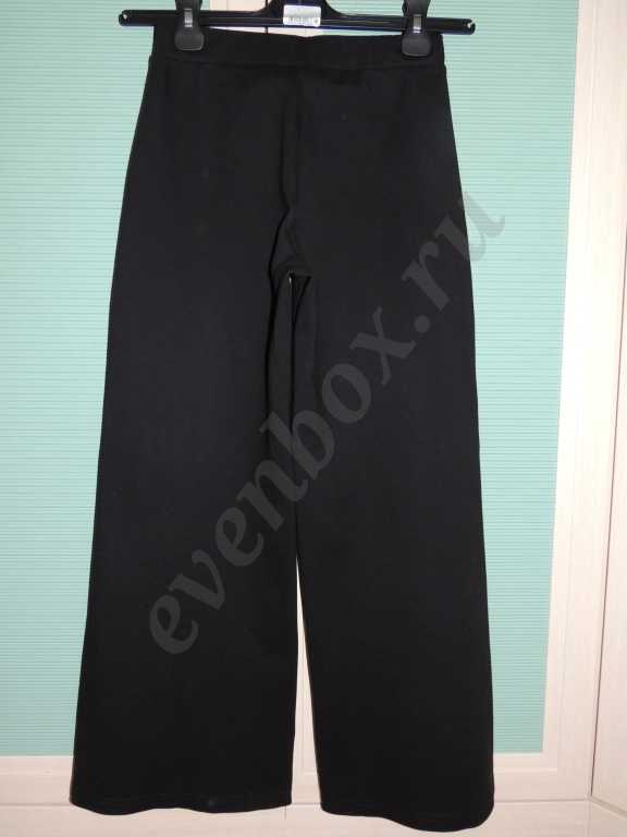 Школьные брюки палаццо на рост 146-152.