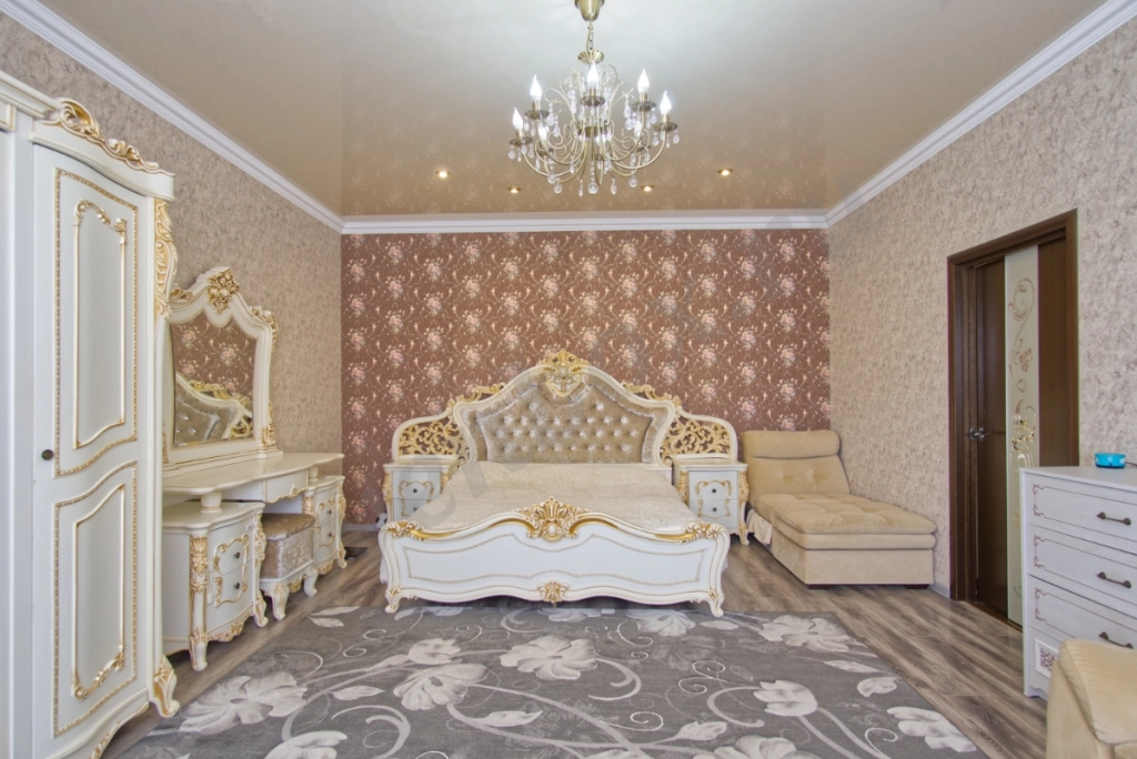 Квартира, 2 комнаты, 85 м², Агент